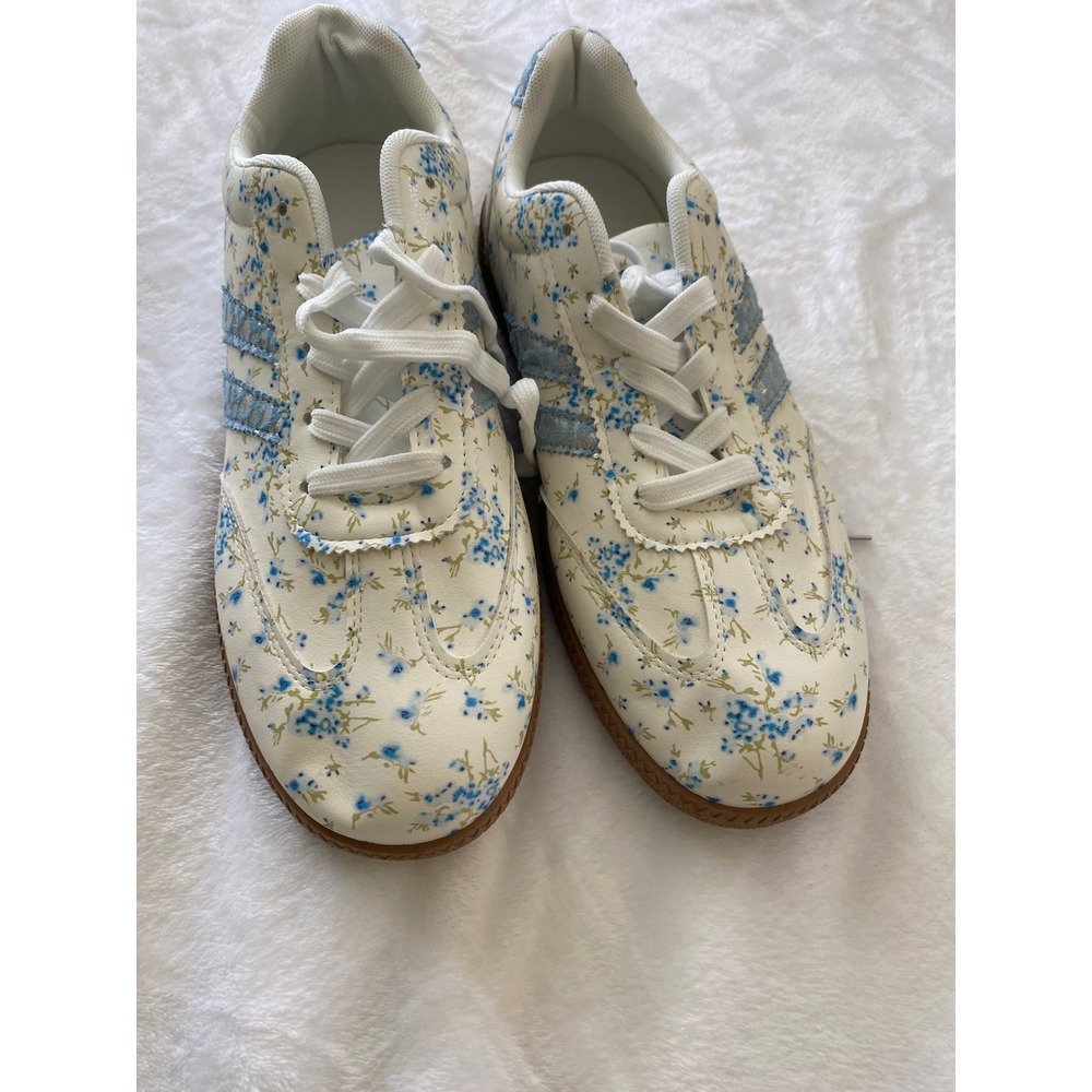 Unbranded Floral Sneakers Womens 42 White Blue Cottagecore Boho Gum Sole Shoes